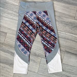Athleta Cropped Leggings Size Medium